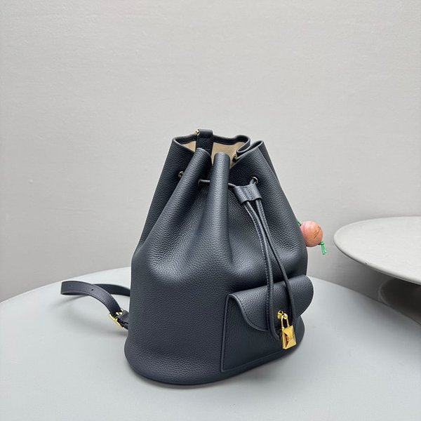 로로피아나 드로스트링 L27 백팩 [매장가 563만원대]