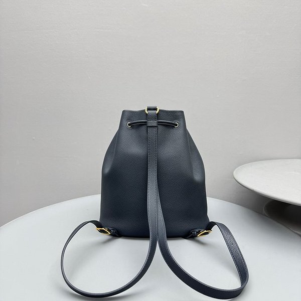 로로피아나 드로스트링 L27 백팩 [매장가 563만원대]