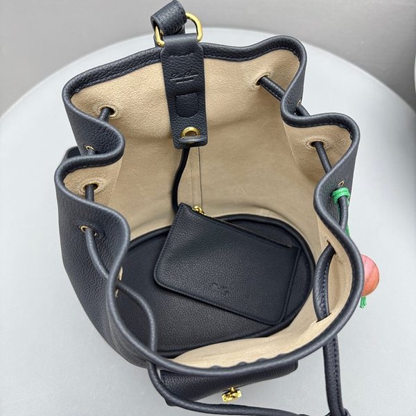 로로피아나 드로스트링 L27 백팩 [매장가 563만원대]