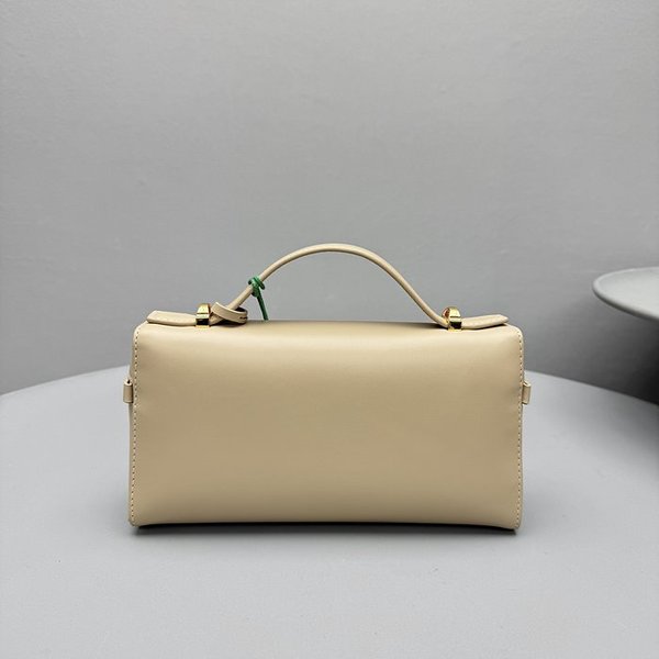 로로피아나 엑스트라 백 L23 [매장가 563만원대]