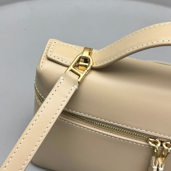 로로피아나 엑스트라 백 L23 [매장가 563만원대]