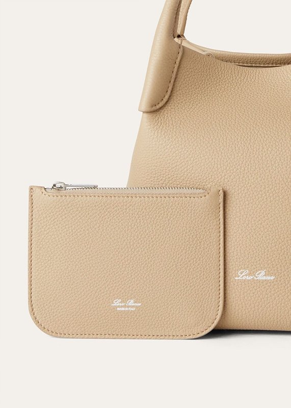 로로피아나 베일 스몰 백 [매장가 490만원대]