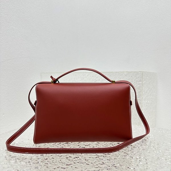 로로피아나 엑스트라 백 스무드 카프스킨 딥 퀴멜 [매장가 520만원대]