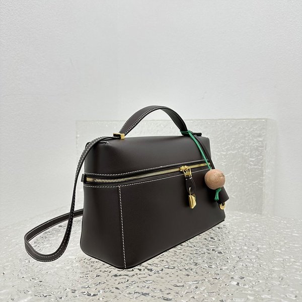 로로피아나 엑스트라 백 스무드 카프스킨 다크 초콜릿 리커리시 [매장가 520만원대]