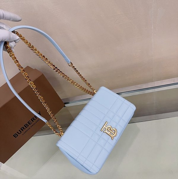 버버리 스몰 롤라 백 화이트 [매장가 290만원대]