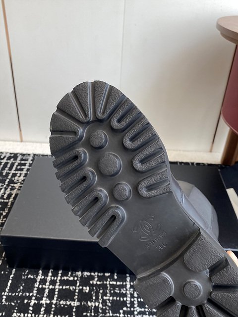 샤넬 CC 로고 첼시 롱부츠 [매장가 200만원대]