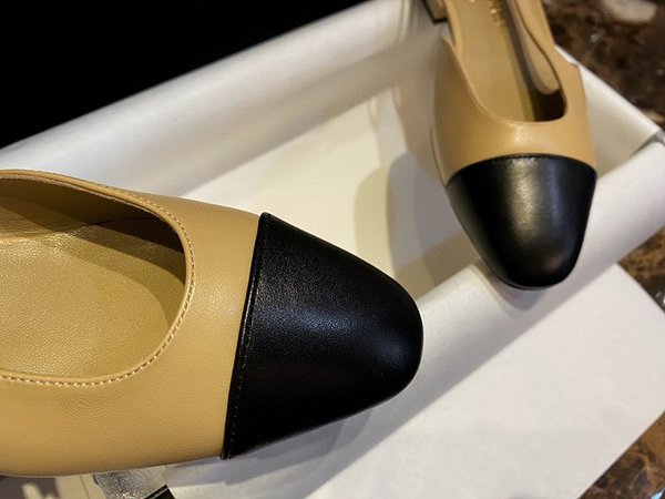 샤넬 투톤 슬링백 로우힐 [매장가 156만원대]