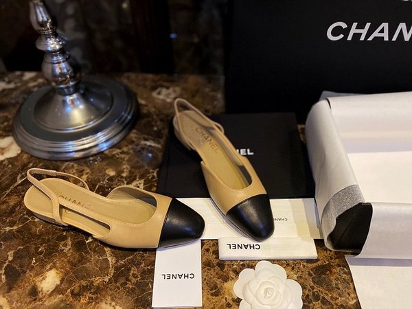 샤넬 투톤 슬링백 로우힐 [매장가 156만원대]