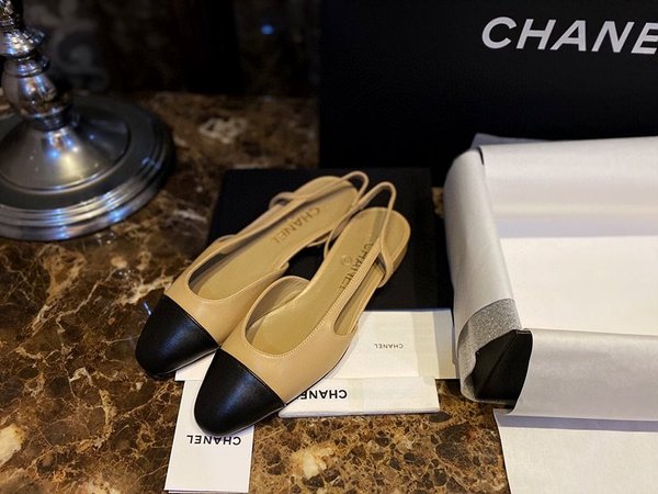 샤넬 투톤 슬링백 로우힐 [매장가 156만원대]