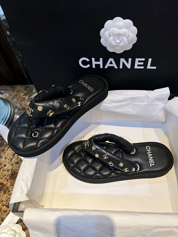 샤넬 cc로고 퀄팅 플립플랍 쪼리 샌들 [매장가 260만원대]