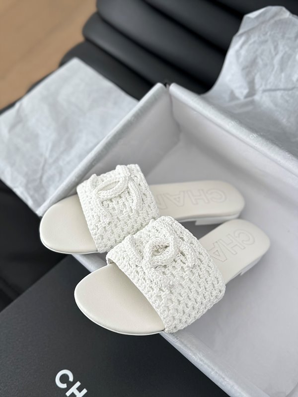 샤넬 코코비치 cc로고 크로셰 뮬 [매장가 230만원대]