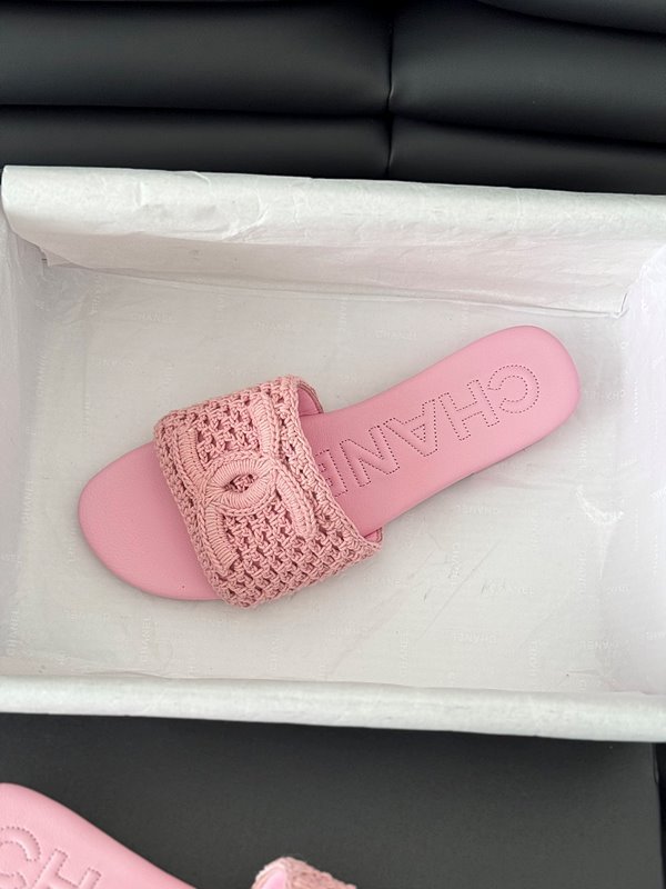 샤넬 코코비치 cc로고 크로셰 뮬 [매장가 230만원대]