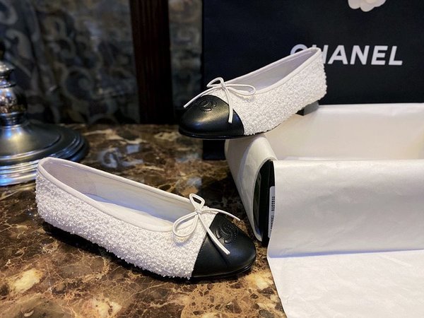 샤넬 발레리나 플랫 슈즈 [매장가 140만원대]