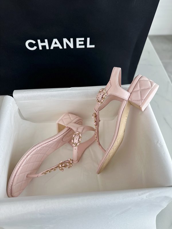 샤넬 클래식 CC로고 체인 스트랩 샌들 [매장가 180만원대]