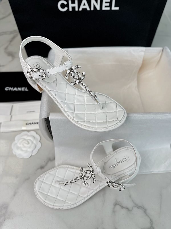 샤넬 클래식 CC로고 체인 스트랩 샌들 [매장가 180만원대]