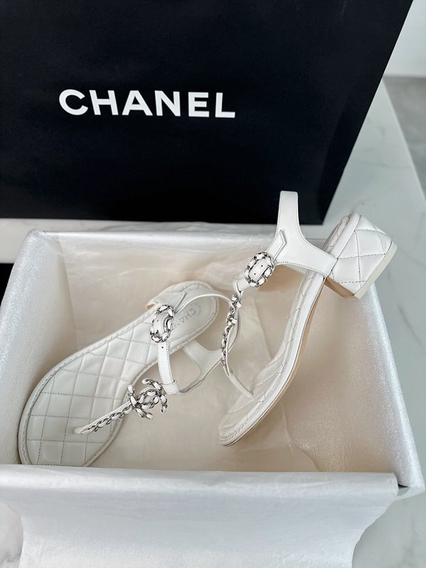 샤넬 클래식 CC로고 체인 스트랩 샌들 [매장가 180만원대]