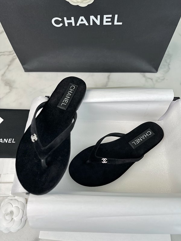 샤넬 THONGS 쪼리 벨벳 [매장가 140만원대]