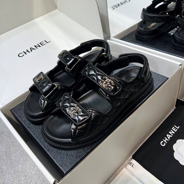 샤넬 CC 로고 벨크로 블랙 샌들 [매장가 233만원대]