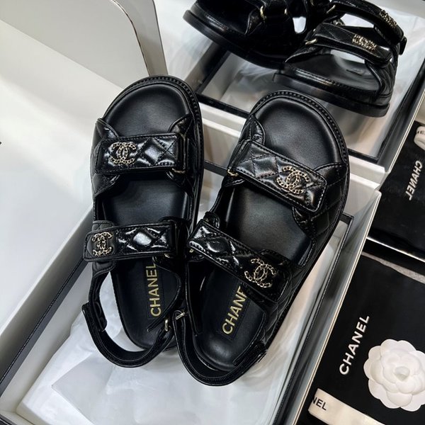 샤넬 CC 로고 벨크로 블랙 샌들 [매장가 233만원대]