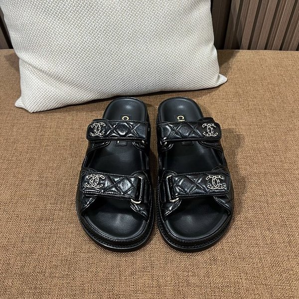 샤넬 벨크로 뮬 슬리퍼 CC 로고 블랙 [매장가 233만원대]
