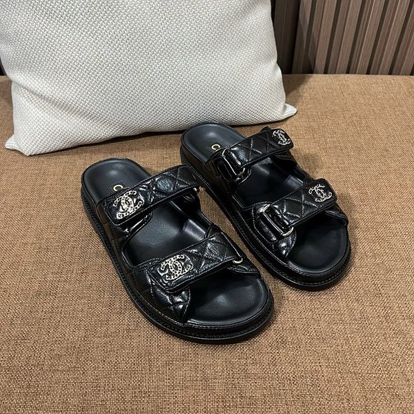 샤넬 벨크로 뮬 슬리퍼 CC 로고 블랙 [매장가 233만원대]