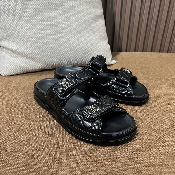 샤넬 벨크로 뮬 슬리퍼 CC 로고 블랙 [매장가 233만원대]