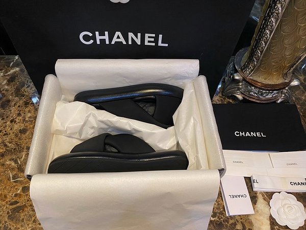 샤넬 크로스 스트랩 슬리퍼 [매장가 200만원대]