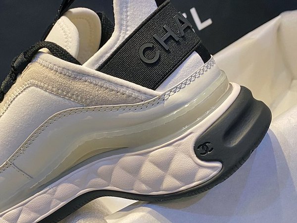샤넬 믹스드 파이버 트레이너 스니커즈 [매장가 210만원대]