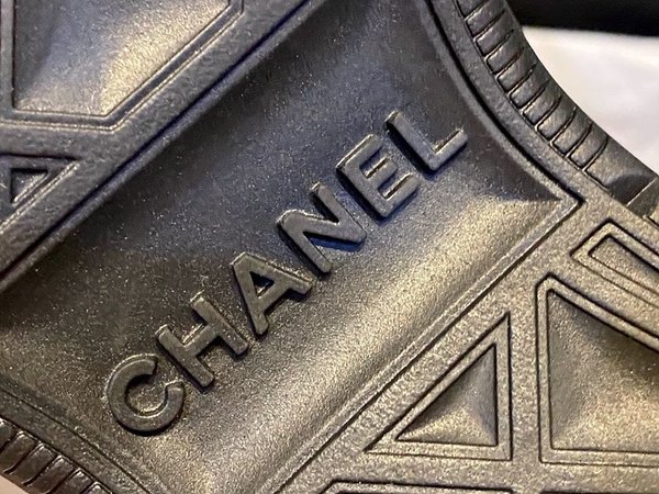 샤넬 믹스드 파이버 트레이너 스니커즈 [매장가 210만원대]