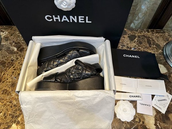 샤넬 인터로킹 CC로고 슬링백 샌들 [매장가 200만원대]