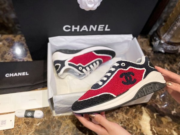 샤넬 크루즈 스니커즈 [매장가 160만원대]