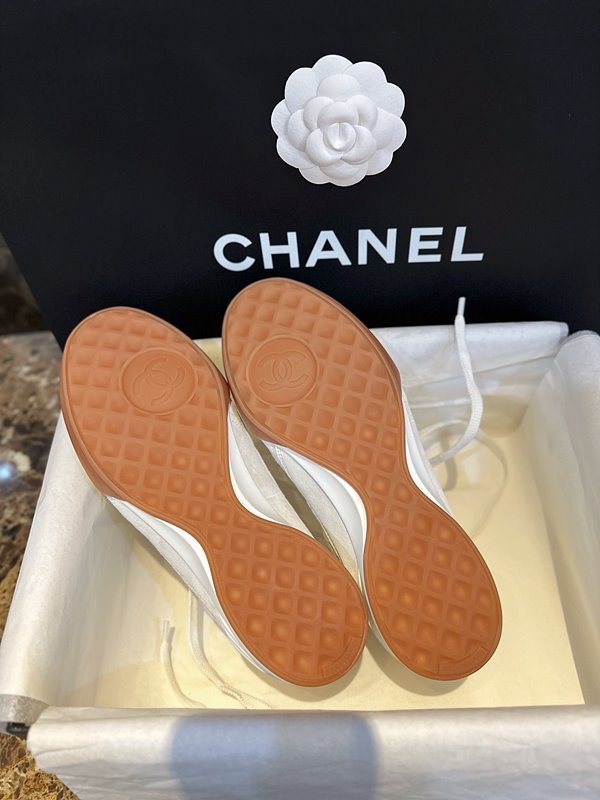 샤넬 벨벳 카프스킨 스니커즈 [매장가 178만원대]