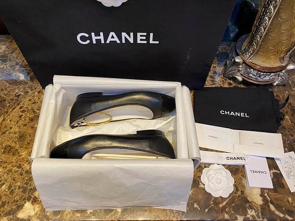 샤넬 발레리나 체인 스트랩 레더 여성 플랫 슈즈 [매장가 200만원대]