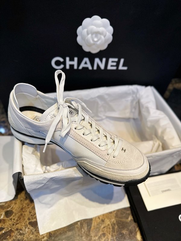 샤넬 메쉬 스웨이드 스니커즈 [매장가 200만원대]