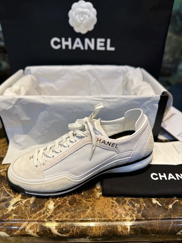 샤넬 메쉬 스웨이드 스니커즈 [매장가 200만원대]
