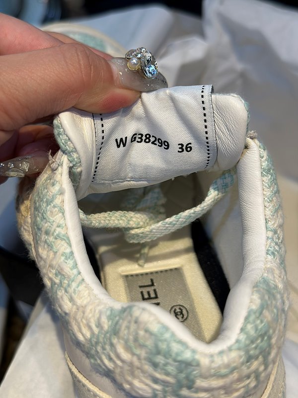 샤넬 CC로고 트위드 스니커즈 [매장가 200만원대]