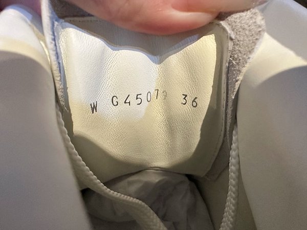 샤넬 CC로고 에어포스 하이탑 스니커즈 [매장가 240만원대]