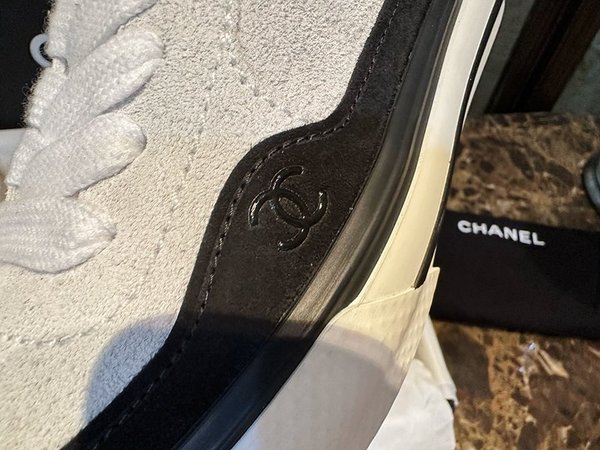 샤넬 CC로고 벨벳 스웨이드 [매장가 180만원대]