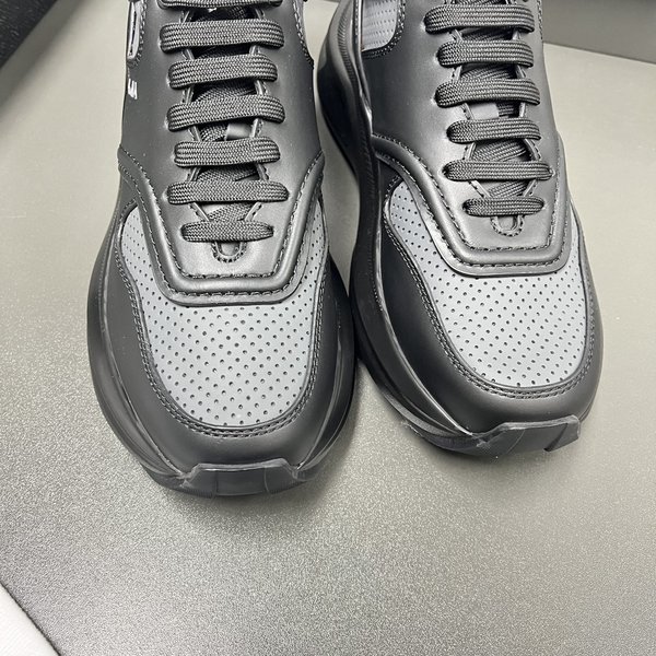 프라다 패브릭 스니커즈 / 블랙 [매장가160만원대]