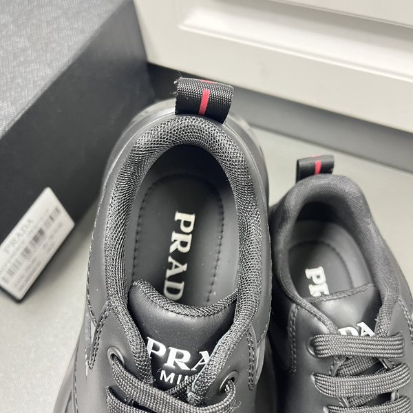 프라다 패브릭 스니커즈 / 블랙 [매장가160만원대]