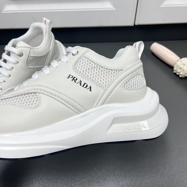 프라다 패브릭 메쉬 스니커즈 / 화이트 [매장가150만원대]