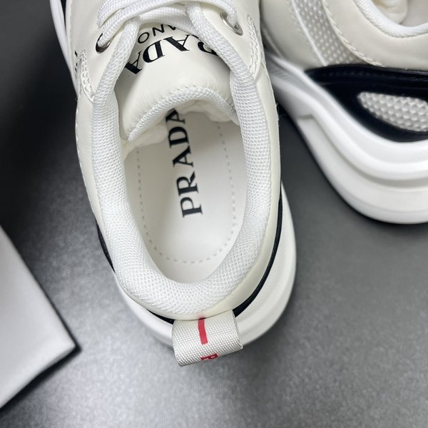 프라다 패브릭 메쉬 스니커즈 / 블랙 [매장가150만원대]