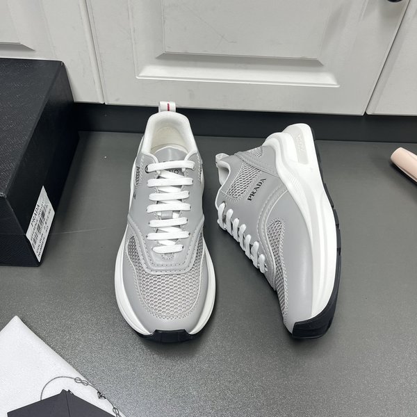 프라다 패브릭 메쉬 스니커즈 / 그레이 [매장가150만원대]