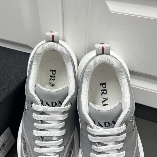 프라다 패브릭 메쉬 스니커즈 / 그레이 [매장가150만원대]