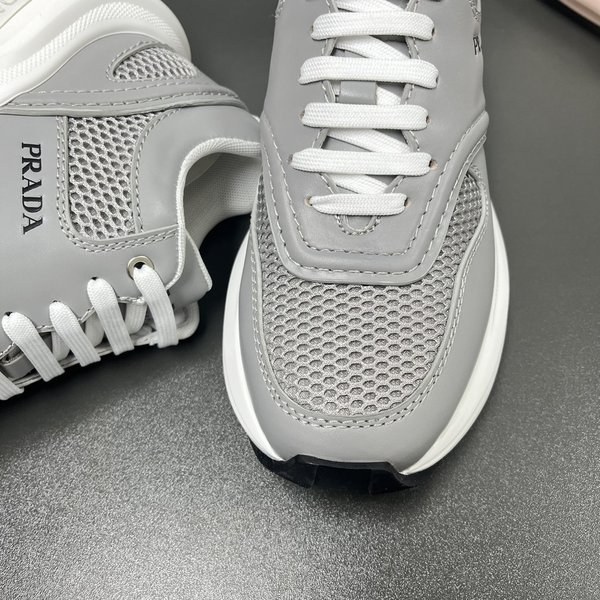 프라다 패브릭 메쉬 스니커즈 / 그레이 [매장가150만원대]