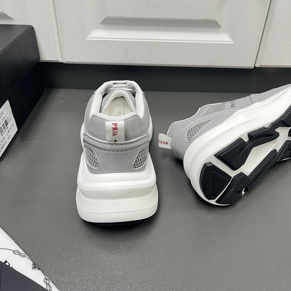 프라다 패브릭 메쉬 스니커즈 / 그레이 [매장가150만원대]