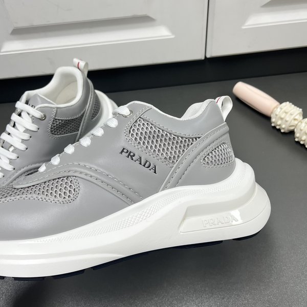 프라다 패브릭 메쉬 스니커즈 / 그레이 [매장가150만원대]