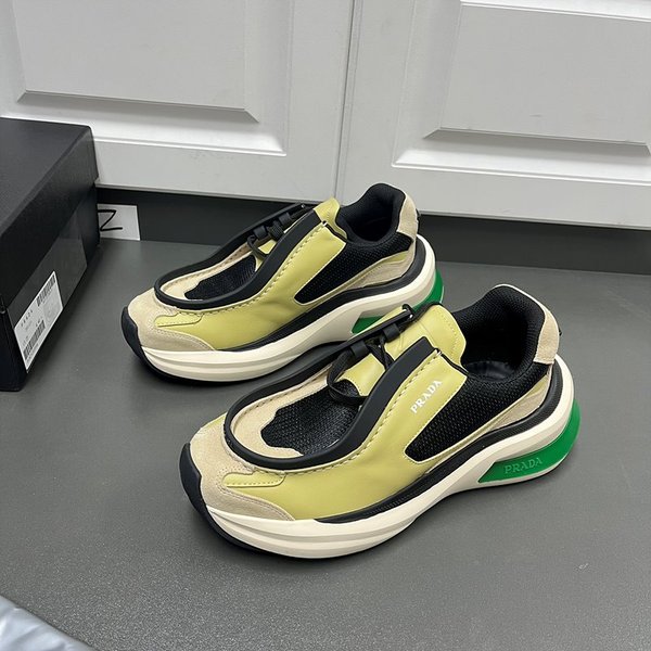 프라다 바이크 패브릭과 스웨이드 소재의 시스템 브러쉬드 가죽 스니커즈 / 바닐라 [매장가190만원대]