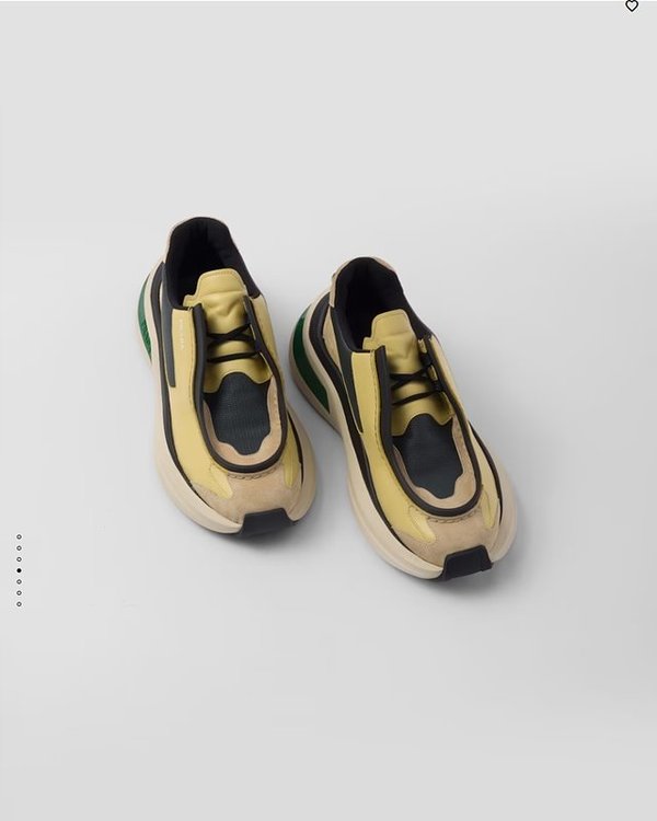 프라다 바이크 패브릭과 스웨이드 소재의 시스템 브러쉬드 가죽 스니커즈 / 바닐라 [매장가190만원대]