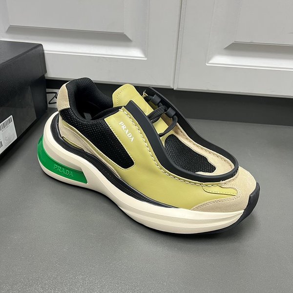 프라다 바이크 패브릭과 스웨이드 소재의 시스템 브러쉬드 가죽 스니커즈 / 바닐라 [매장가190만원대]